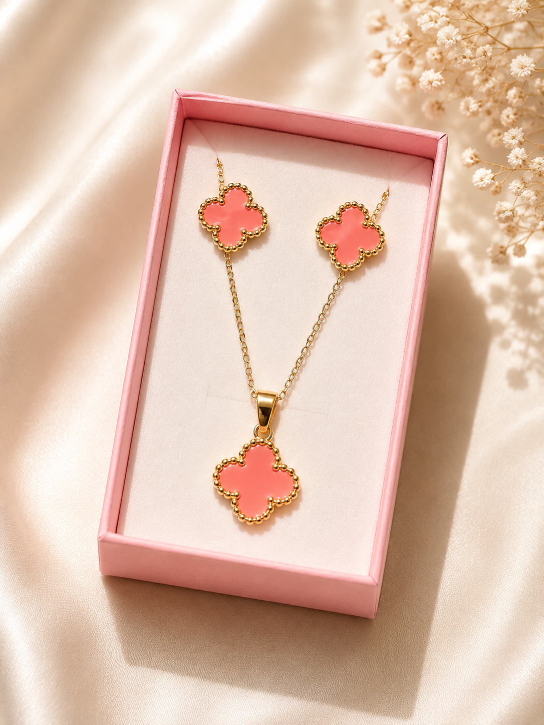 Coral Clover Necklace