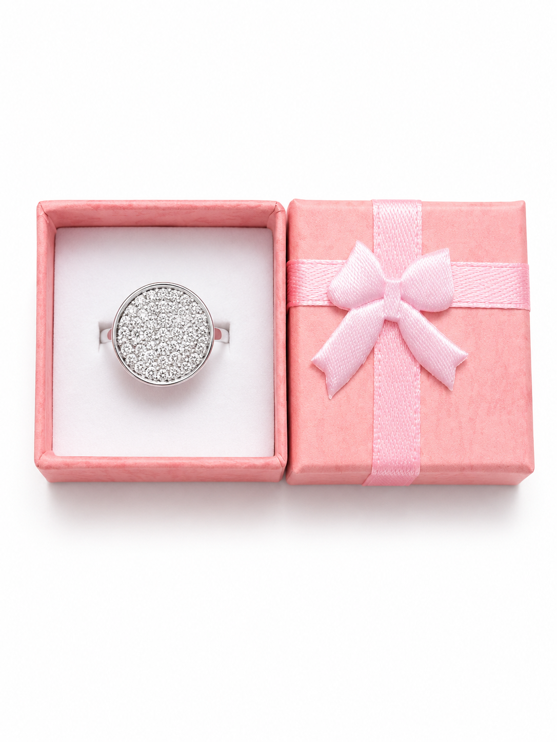 Oval-dotted diamond ring