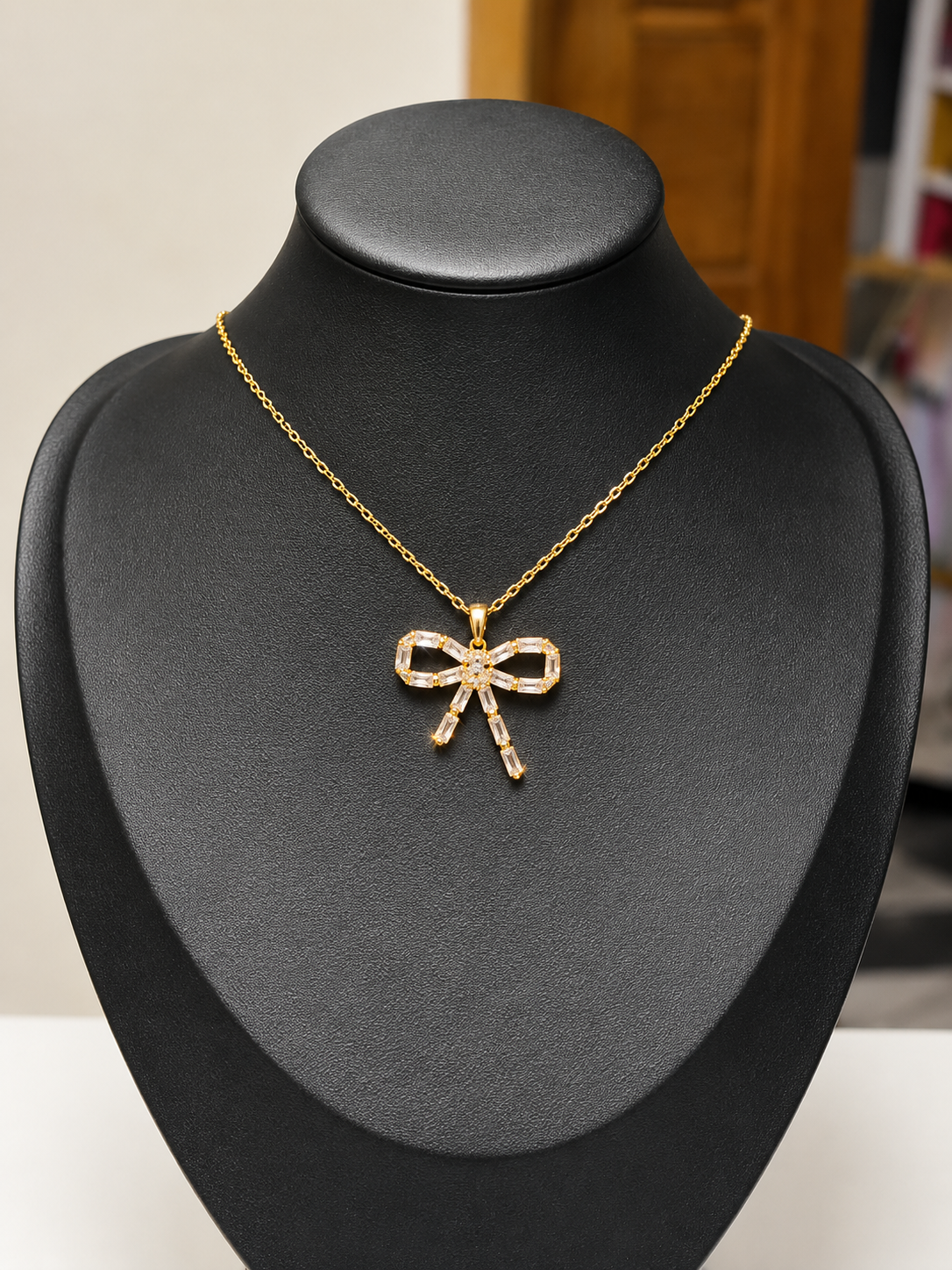 Grace Bow Necklace