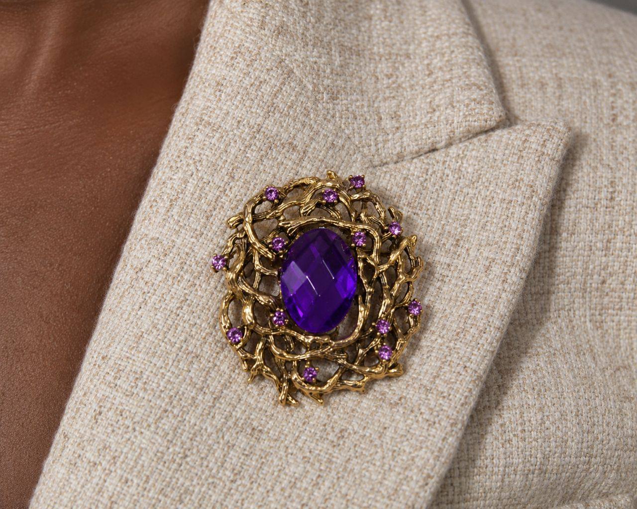 Prestige Pearl Brooch